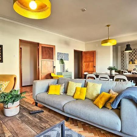 Apolonia Terrace * Лиссабон