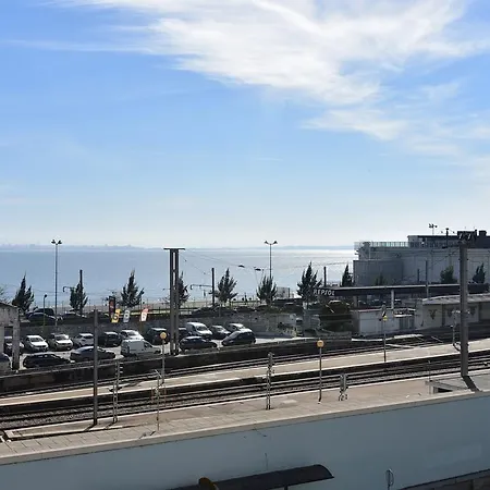 Apolonia Terrace 아파트